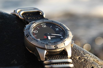 南京劳力士石英表电池更换