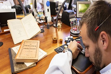 南京劳力士保养服务中心地址